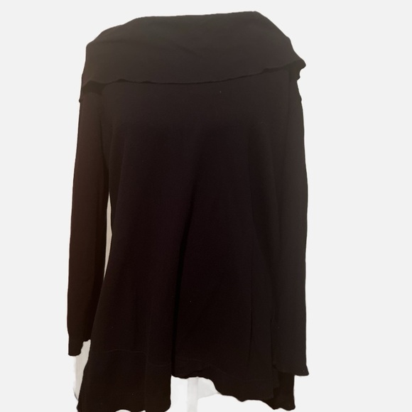 Parsley & Sage Red Tunic with Cowl Neck and Asymmetrical Hem - Picture 2 of 8